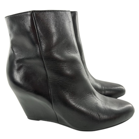 Via Spiga womens ankle booties size 7 37.5 black leather almond toe wedge boots - Picture 14 of 14